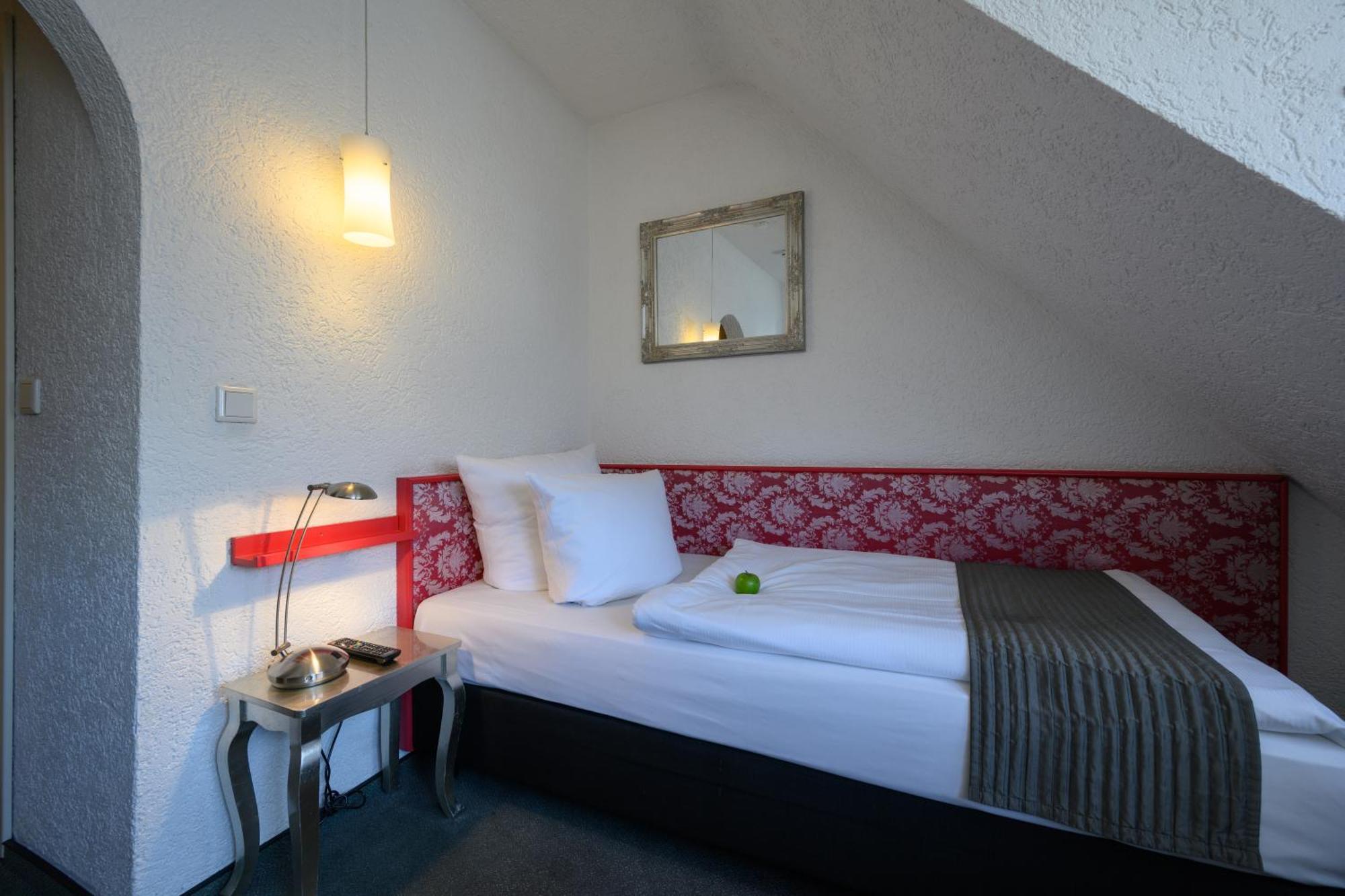 Hotel Heymann Kaiserslautern Exteriör bild