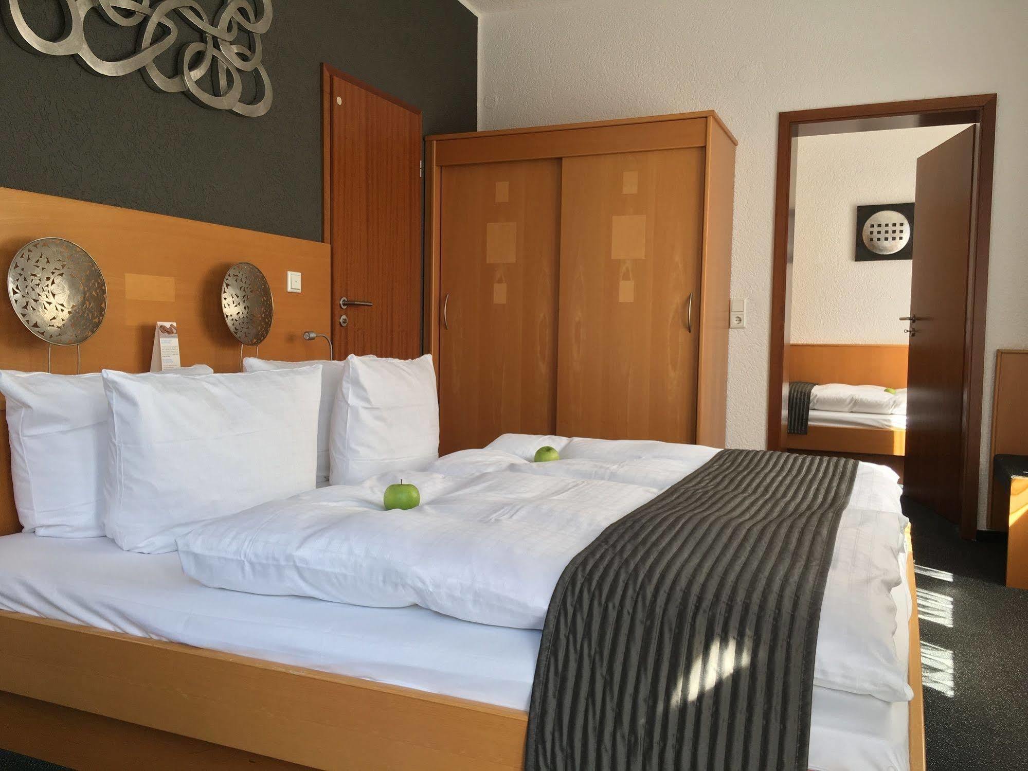 Hotel Heymann Kaiserslautern Exteriör bild