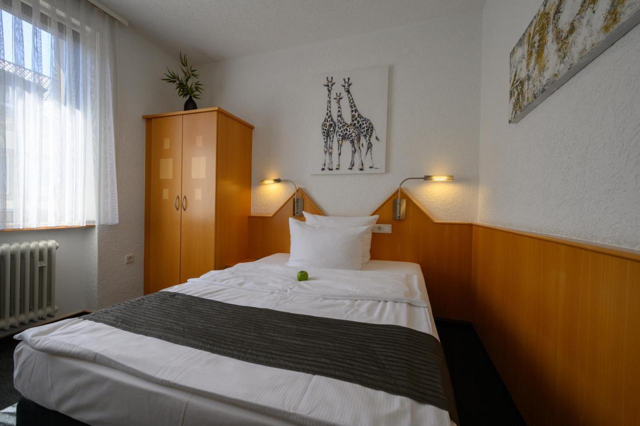 Hotel Heymann Kaiserslautern Exteriör bild